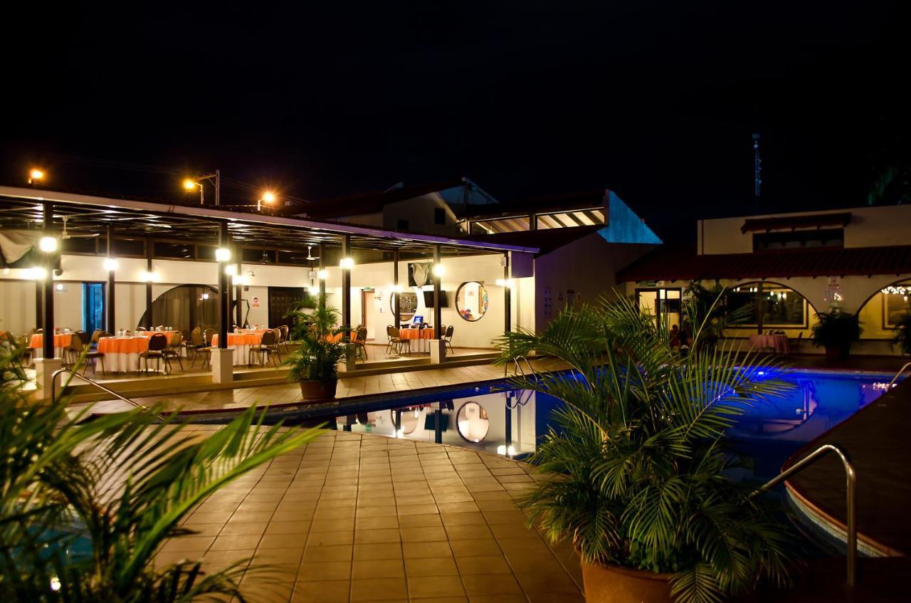 Hotel Alameda Тегусигалпа Екстериор снимка