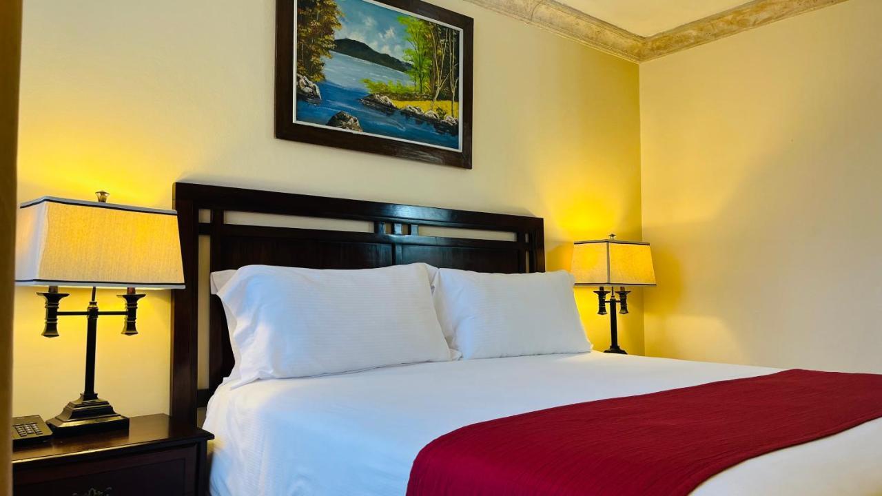 Hotel Alameda Тегусигалпа Екстериор снимка