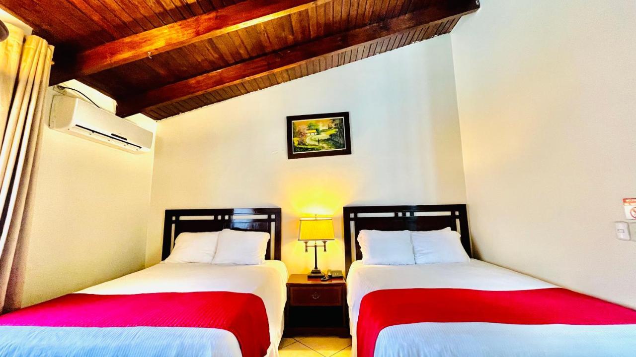 Hotel Alameda Тегусигалпа Екстериор снимка